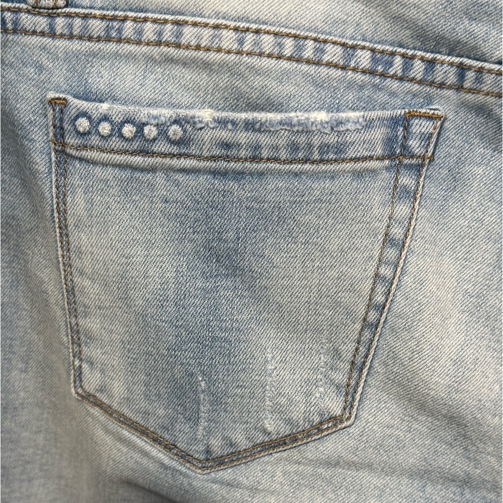 Blank NYC Cropped Denim Jeans - Picture 4 of 14